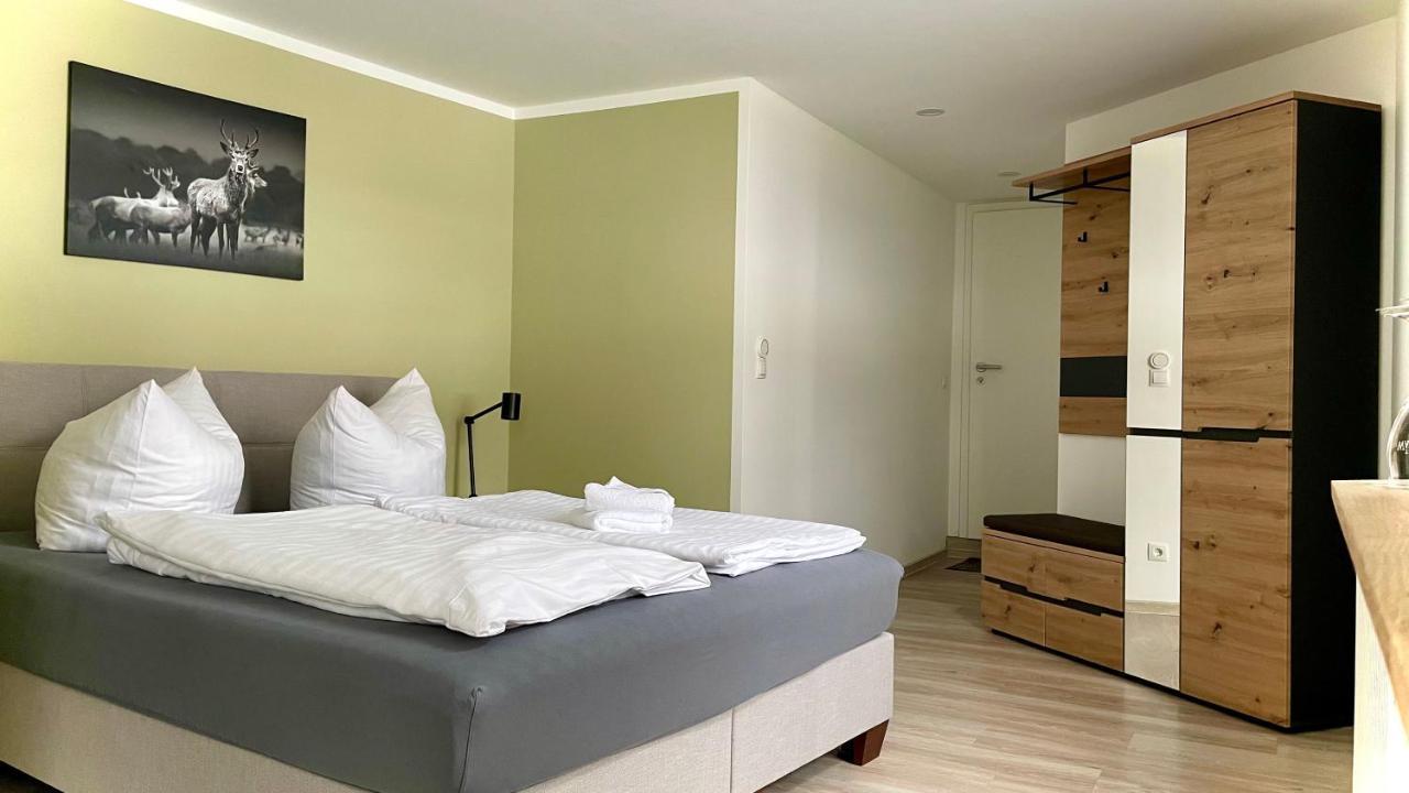 Landhotel Zum Hirsch Unterweissbach エクステリア 写真