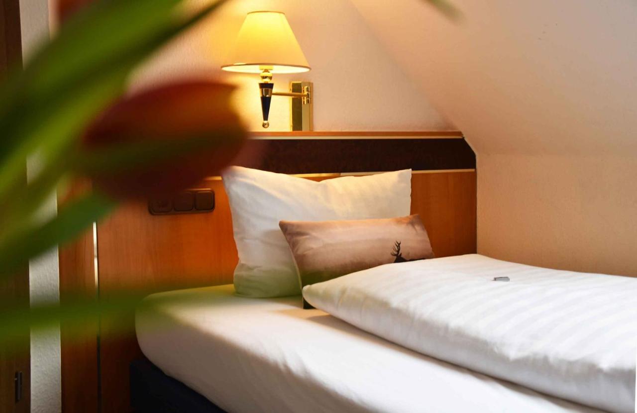 Landhotel Zum Hirsch Unterweissbach エクステリア 写真