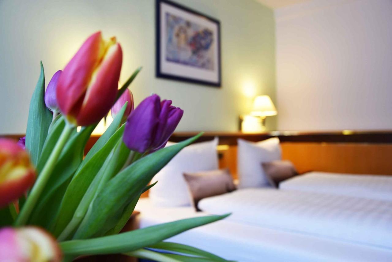 Landhotel Zum Hirsch Unterweissbach エクステリア 写真