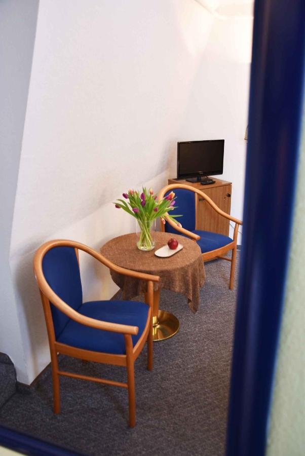 Landhotel Zum Hirsch Unterweissbach エクステリア 写真